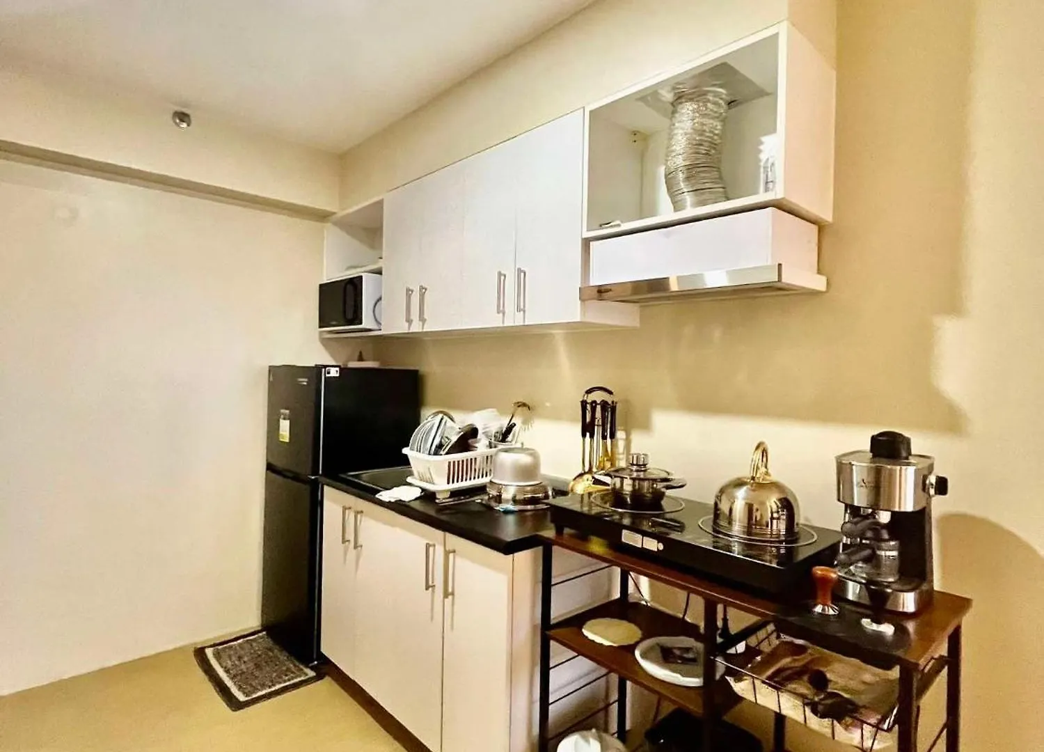Avida Towers Condo Near Peoples Park And Roxas Night Market Davao City 0*,  필리핀