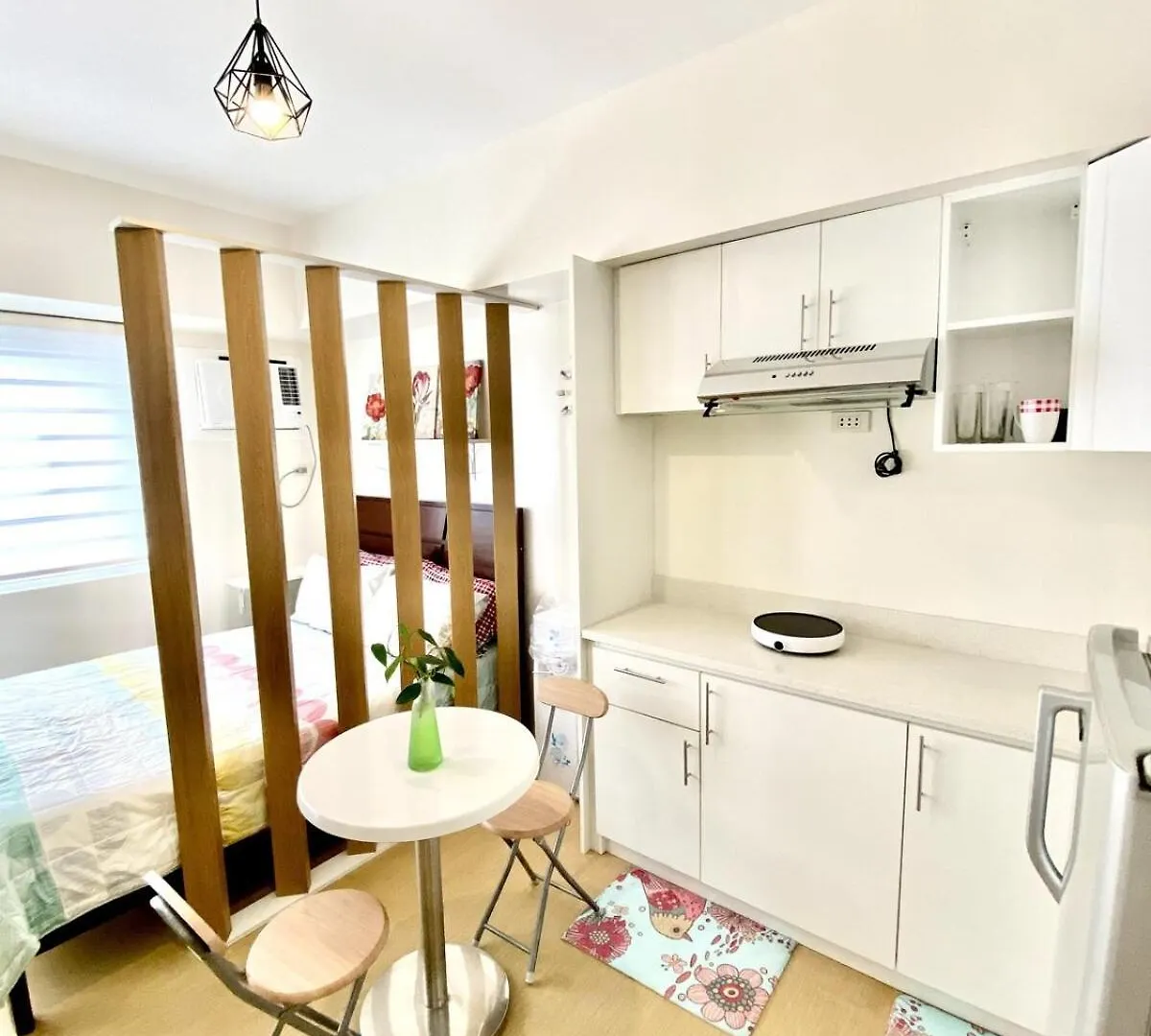 Avida Towers Condo Near Peoples Park And Roxas Night Market Davao City 0*,  필리핀